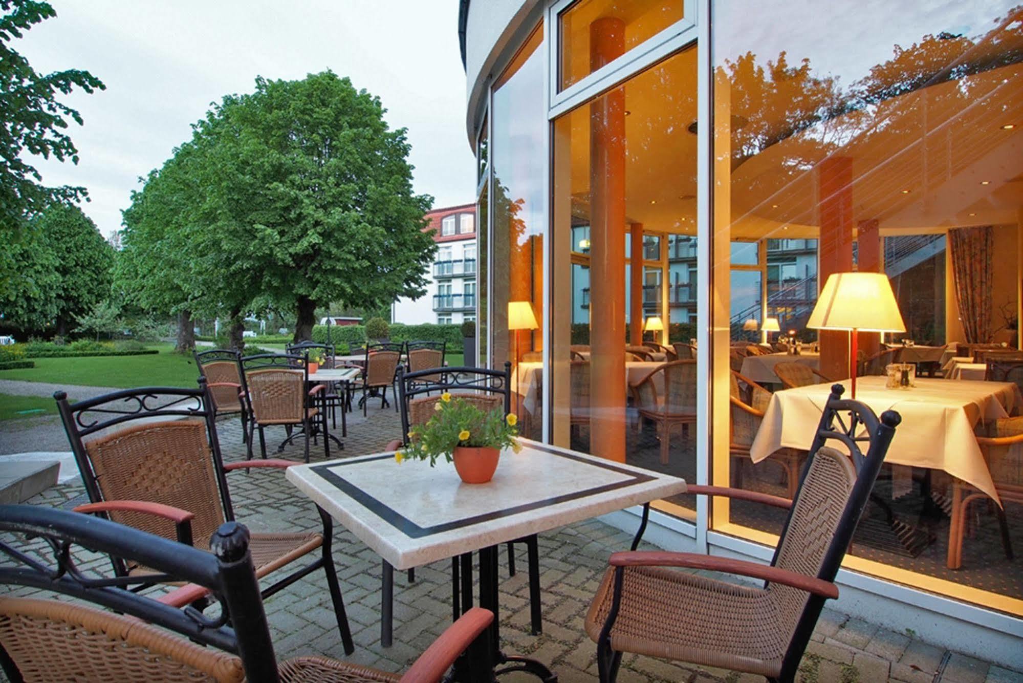 Seehotel Grossherzog Von Mecklenburg Boltenhagen  Bagian luar foto